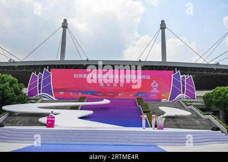 Taizhou, China's Zhejiang Province. 14th Sep, 2023. Photo shows the flame retrieval ceremony of the torch relay of the 19th Asian Games in Taizhou, east China's Zhejiang Province, Sept. 14, 2023. Credit: Sun Fei/Xinhua/Alamy Live News Stock Photo