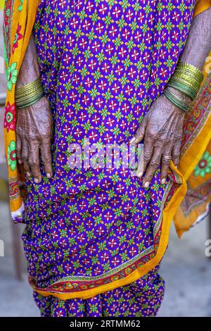 Elderly hindu woman in Suregaon, Maharashtra, India Stock Photo