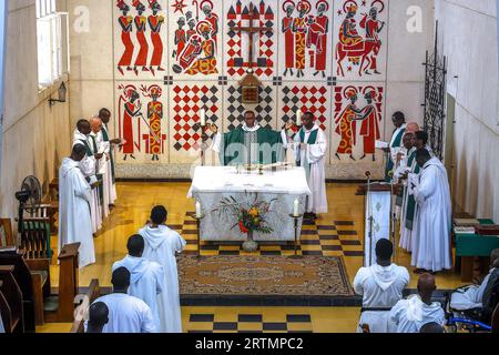 Sunday mass in Keur Moussa benedictine abbey church, Keur Moussa, Senegal. Stock Photo