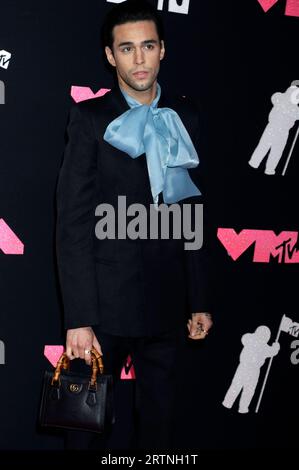 Steven Sanchez arrives on the pink carpet of the 2023 MTV Video Music Awards, VMAs, at Prudential Center in Newark, New Jersey, USA, on 12 September 2023. Photo: Hubert Boesl *** Steven Sanchez arrives on the pink carpet of the 2023 MTV Video Music Awards, VMAs, at Prudential Center in Newark, New Jersey, USA, on September 12, 2023 Photo Hubert Boesl Foto:xR.xWagnerx/xFuturexImagex vma 3663 Stock Photo