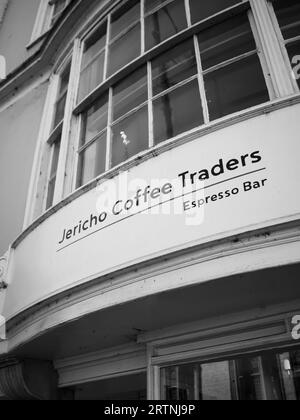 Jericho Coffee Traders Coffee Bar, Espresso Bar, Oxford, Oxfordshire, England, UK, GB. Stock Photo