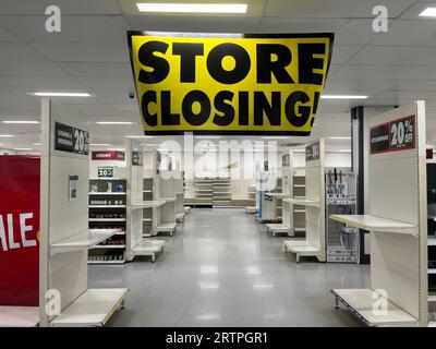 Bicester Oxfordshire UK. 15 September 2023. Wilko stores closing down across the UK due to the business going into administration. Stock Photo