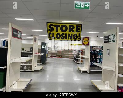 Bicester Oxfordshire UK. 15 September 2023. Wilko stores closing down across the UK due to the business going into administration. Stock Photo