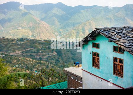 May 8th 2023, Tehri, India. Exploring Himalayan life: Traditional mountain homes and lifestyles in Uttarakhand, India. Stock Photo