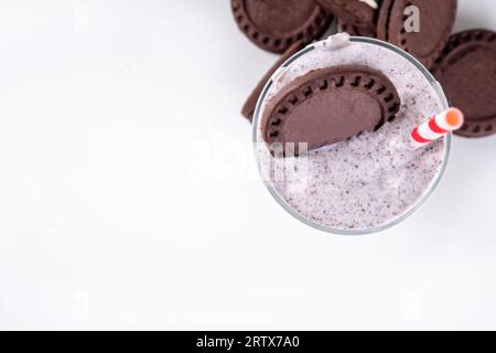 Cookies and Cream Milkshake  or smoothie chocolate oreo cookies with vanilla cream Stock Photo