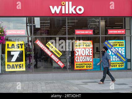 https://l450v.alamy.com/450v/2rtxdht/slough-berkshire-uk-15th-september-2023-the-wilko-store-in-slough-high-street-berkshire-is-closing-down-in-7-days-time-following-the-collapse-of-wilko-a-huge-administration-sale-is-taking-place-with-up-to-70-off-items-in-store-a-number-of-stores-have-been-bought-by-pound-shop-poundland-and-the-wilko-brand-has-been-bought-by-the-range-for-5m-credit-maureen-mcleanalamy-live-news-2rtxdht.jpg