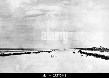 Ormond Beach Daytona Beach Florida c. 1929 Speed races will be