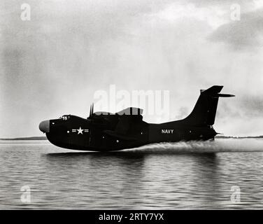 United States   C   1953 A U.S. Navy seaplane, a Martin P5M-2 Marlin, taxis for takeoff. Stock Photo