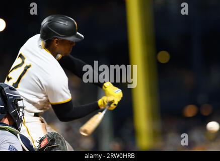 Pittsburgh Pirates second baseman Ji Hwan Bae plays against the Cincinnati  Reds during an opening day baseball game in Cincinnati, Thursday, March 30,  2023. (AP Photo/Jeff Dean Stock Photo - Alamy