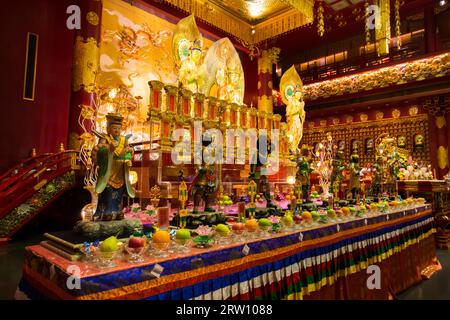 Singapore, June 21 2015: Buddha Tooth Relic Temple interior and details in Chinatown, Singapore Stock Photo