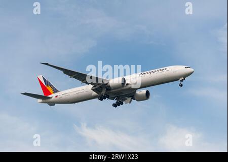 15.07.2023, Republic of Singapore, Singapore, Singapore - A Philippine Airlines (Philippines) passenger aircraft of type Boeing 777-300ER with registr Stock Photo