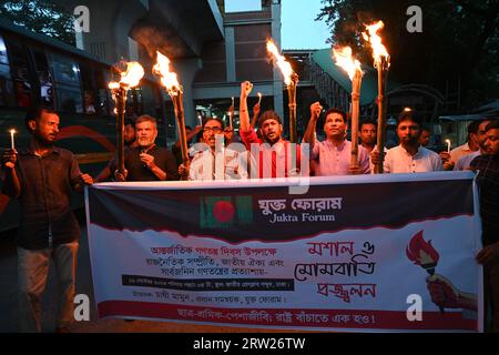 Activists of Youth Forum hold a rally and torch procession to mark International Democracy Day, in front of National Press Club in Dhaka, Bangladesh, on September 16, 2023 Credit: Mamunur Rashid/Alamy Live News Stock Photo