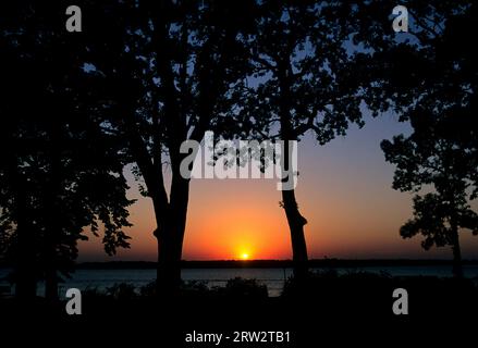 Okoboji Lake sunset, Pillsbury Point Access, Okoboji, Iowa Stock Photo