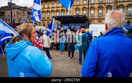 Glasgow: 16th September 2023   HOPE OVER FEAR independence rally at George Square. Glasgow Stock Photo
