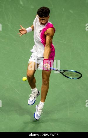 Ben Shelton (USA) competing in the Men's Singles Semi-finals at the 2023 US Open Tennis Stock Photo