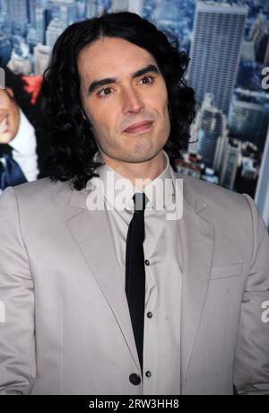 NEW YORK, NY - APRIL 05: Russell Brand and Actress Helen Mirren attend the New York premiere of 'Arthur' at the Ziegfeld Theatre on April 5, 2011 in New York City.   People:  Russell Brand Stock Photo