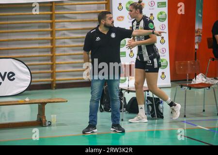 Gijon, Spain, 16th September, 2023: The coach of Costa del Sol Malaga, Jesus Gallardo during the 3rd Matchday of the Liga Guerrreras Iberdrola 2023-24 between Motive.co Gijon Balonmano La Calzada and Costa del Sol Malaga, on 26 September 2023, in the Arena Pavilion, in Gijón, Spain. Credit: Alberto Brevers / Alamy Live News. Stock Photo