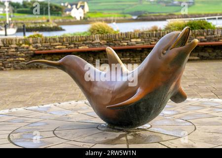 Statue of Fungie the Dolphin Dingle Town on the Dingle Peninsula, County Kerry, Ireland, United Kingdom Stock Photo