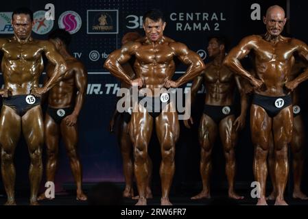 Bangkok, Thailand. 16th Sep, 2023. men bodybuilding athlete poses on stage during The Thailand Muscle and Physique Championships 2023 on September 16, 2023. at Central Rama 2 Department Store, Bangkok, Thailand. (Photo by Teera Noisakran/Pacific Press/Sipa USA) Credit: Sipa USA/Alamy Live News Stock Photo