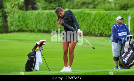 Mia Baker influencer celebrity golfer Stock Photo