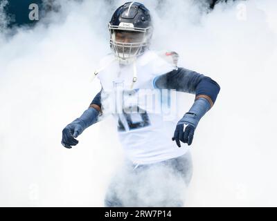 Tennessee Titans defensive tackle Jeffery Simmons is introduced before an  NFL football game against the Los Angeles Chargers Sunday, Sept. 17, 2023,  in Nashville, Tenn. (AP Photo/John Amis Stock Photo - Alamy