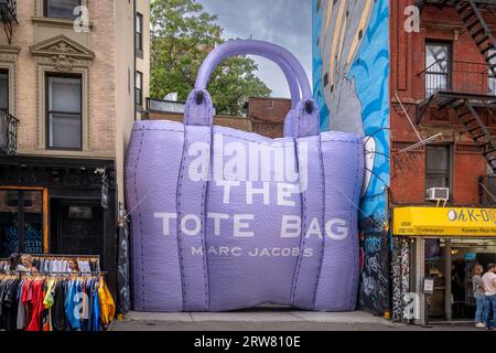 Marc Jacobs Tote Bag Pop-Up Installation, 159 Ludlow St New York City.