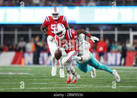 Miami Dolphins linebacker Bradley Chubb (2) runs during an NFL football game  against the San Francisco 49ers, Sunday, Dec.4, 2022, in Santa Clara,  Calif. (AP Photo/Scot Tucker Stock Photo - Alamy