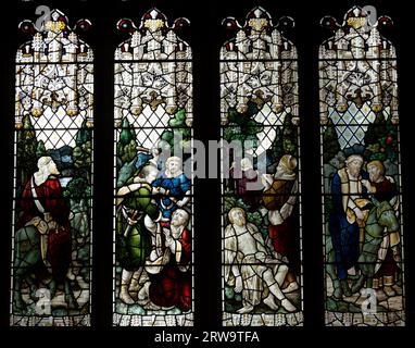 Percy Bacon stained glass, Holy Trinity Church, Leamington Spa, Warwickshire, England, UK Stock Photo