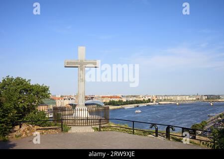 Cross monument on the Gellert Hill, Danube river and city of Budapest skyline in Hungary Stock Photo