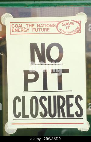 Miners Strike 1984 No Pit Closures poster in window of local union office Shirebrook Colliery Derbyshire 1980s UK HOMER SYKES Stock Photo