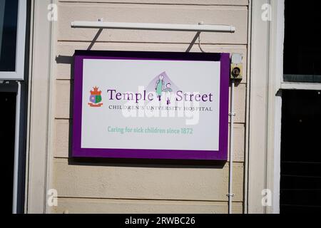 Signage outside Irish children's hospital Temple Street Hospital in Dublin. An external review into spinal surgery at the children's hospital has been ordered by the Health Service Executive (HSE) following a number of poor outcomes including the death of a child. It follows the publication of a Children's Health Ireland (CHI) report on spinal surgery for spina bifida patients at Temple Street Hospital. Picture date: Monday September 18, 2023. Stock Photo