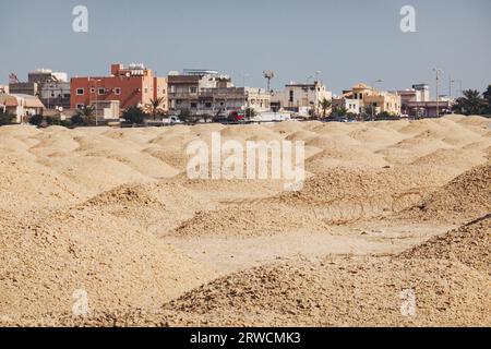 the A'ali field of the Dilmun Burial Mounds, a UNESCO World Heritage site in Manama, Bahrain, a necropolis dating back to 2200 BCE Stock Photo