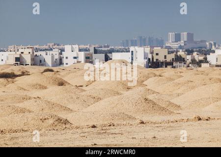 the A'ali field of the Dilmun Burial Mounds, a UNESCO World Heritage site in Manama, Bahrain, a necropolis dating back to 2200 BCE Stock Photo