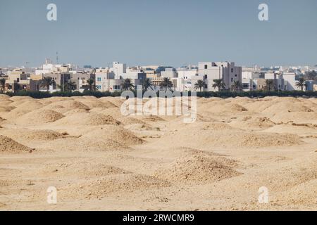 the A'ali field of the Dilmun Burial Mounds, a UNESCO World Heritage site in Manama, Bahrain, a necropolis dating back to 2200 BCE Stock Photo