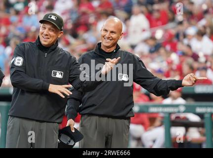 St. Louis, United States. 18th Sep, 2023. Major League Umpires Adam Hamari (L) and Vic Carapazza have fun with Milwaukee Brewers manager Craig Counsell from home plate before a game with the St. Louis Cardinals at Busch Stadium in St. Louis on Monday, September 18, 2023. Photo By Bill Greenblatt/UPI Credit: UPI/Alamy Live News Stock Photo