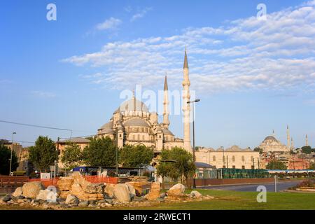 City of Istanbul, Turkey, Eminonu district, historic architecture of the New Mosque (Turkish: Yeni Valide Camii), an Ottoman imperial mosque Stock Photo