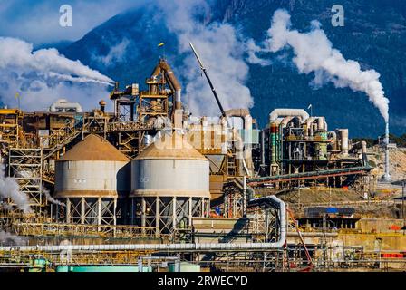 Operating  for more than 100 years the Risdon Zinc Works, trading as Nyrstar in the Hobart suburb of Lutana, in Tasmania Australia Stock Photo