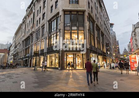 Bershka Budapest () Bershka Budapest