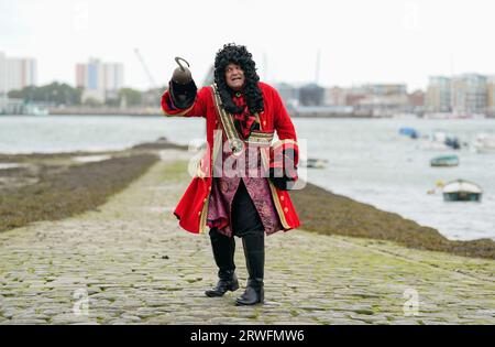 Shaun Williamson as Hook at Portsmouth Historic Dockyard during a photocall for Hook - The Further Adventures of Peter Pan. The festive production at the Kings Theatre Portsmouth will run from December 1. Picture date: Tuesday September 19, 2023. Stock Photo