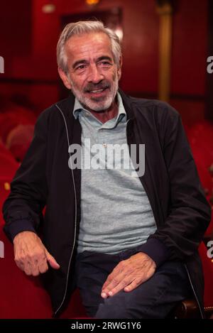 Madrid, Spain. 19th Sep, 2023. Spanish actor Imanol Arias poses during the portrait session at the Infanta Isabel theater in Madrid. September 19, 2023 Spain (Photo by Oscar Gonzalez/Sipa USA) (Photo by Oscar Gonzalez/Sipa USA) Credit: Sipa USA/Alamy Live News Stock Photo