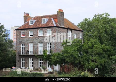 Gosport, England. September 16th 2023. A close up view of the former rectory which stands beside the bastion. Gosport's Bastion Number 1 was part of an elaborate earthwork fortification known as the Gosport Lines. The Lines were built between the 17th and 19th centuries and surrounded the town and harbour. They were part of an overall defence mechanism for the Portsmouth area. Stock Photo