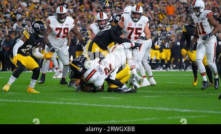 Pittsburgh, PA, USA. 18th Sep, 2023. Deshaun Watson #4 during the  Pittsburgh Steelers vs Cleveland Browns in Pittsburgh, PA. Jason  Pohuski/CSM(Credit Image: © Jason Pohuski/Cal Sport Media). Credit:  csm/Alamy Live News Credit: