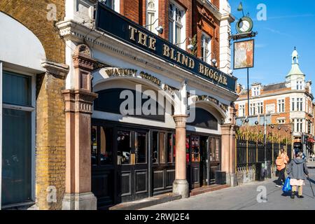 The Blind Beggar Pub, Whitechapel, London, UK. Stock Photo