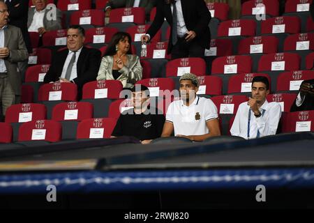 Barcelona, Spain. 19th Sep, 2023. BARCELONA, SPAIN - SEPTEMBER 19: Pedri and Araujo watching the game during the UEFA Champions League Group H match FC Barcelona and Antwerp on September 19, 2023, at Montjuic Stadium in Barcelona, Spain. (Photo by Sara Aribó/PxImages) Credit: Px Images/Alamy Live News Stock Photo