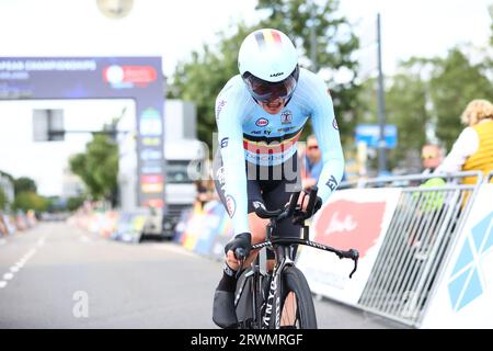 Emmen, Netherlands. 20th Sep, 2023. Belgian Sara Van de Vel pictured after finishing the elite women individual time trial at the UEC Road European Championships, a 29,5km track in Emmen, The Netherlands, Wednesday 20 September 2023. The European cycling championships takes place from 20 to 24 september. BELGA PHOTO DAVID PINTENS Credit: Belga News Agency/Alamy Live News Stock Photo