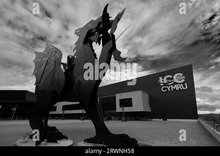 The Welsh dragon at the Celtic Manor International Conference Centre, Newport, Wales, UK Stock Photo