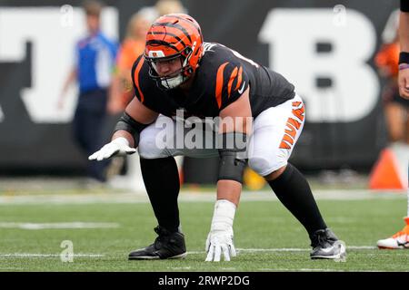 Cincinnati Bengals offensive tackle Cordell Volson (67) lines up for the  play during an NFL football game against the Carolina Panthers, Sunday,  Nov. 6, 2022, in Cincinnati. (AP Photo/Emilee Chinn Stock Photo - Alamy