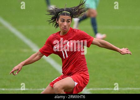 Oostakker, Belgium. 21st Sep, 2023. Ahmet Cobanoglu (11) of Turkey pictured during a friendly soccer game between the national under 16 teams of Turkey and Portugal on Thursday 21 September 2023 in Oostakker, Belgium . Credit: sportpix/Alamy Live News Stock Photo