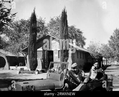 A barrack room, El Paso, Texas. Rare photograph: From a collection compiled by an unknown British serviceman covering the No. 1 Composite Demonstration, AA Battery, tour of the USA, from July 11th 1943. This is one from over one hundred images in the collection which were on average around 4x3 inches. Stock Photo