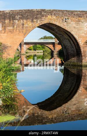 Devorgilla Bridge (or Old Bridge) is one of Scotland's oldest standing bridges. It spans the River Nith in Dumfries Stock Photo